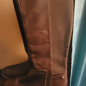 Tall leather boots